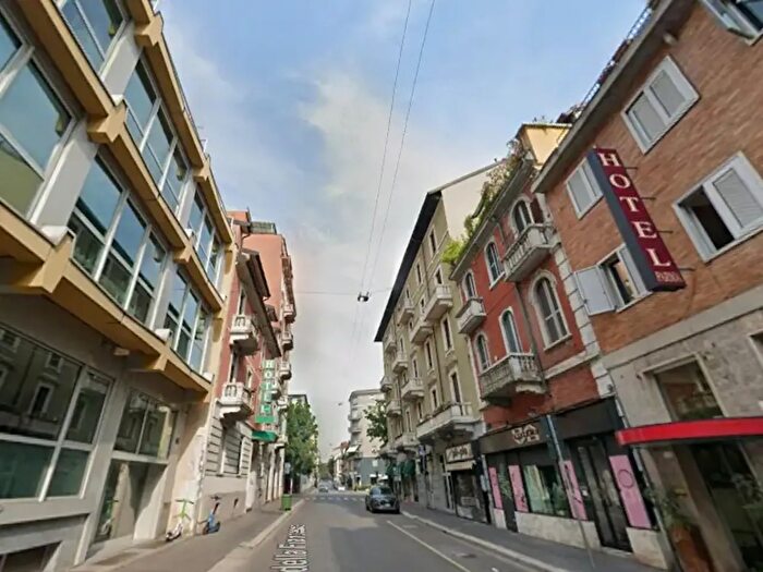 Appartamento bilocale in affitto in Via Piero della Francesca, Milano