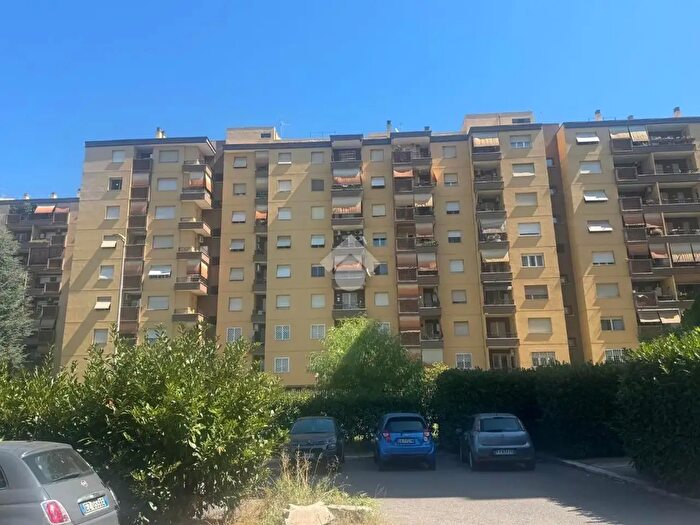 Appartamento trilocale in vendita in Via Cesare Massini, Roma