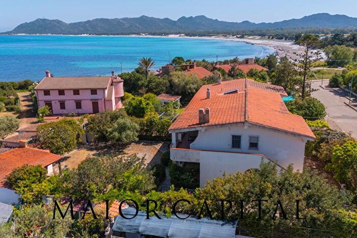 Casa con 17 locali in vendita in Via delle Betulle Snc, Siniscola