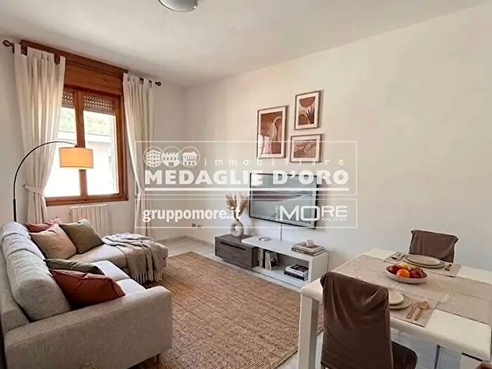 Appartamento trilocale in vendita in AdZe Via Guicciardini, Modena