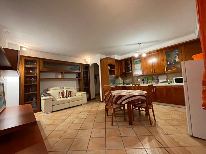 Appartamento trilocale in vendita in Via della Cornice, Taggia