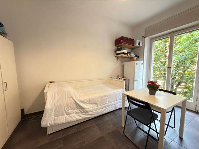 Appartamento monolocale in affitto in Via Lazzaro Papi, Porta Romana Medaglie d'Oro, Milano