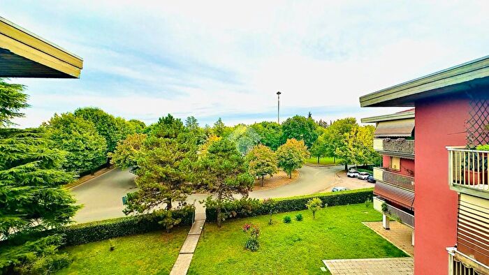 Appartamento con 5 locali in vendita in Via B Croce, Novi Ligure