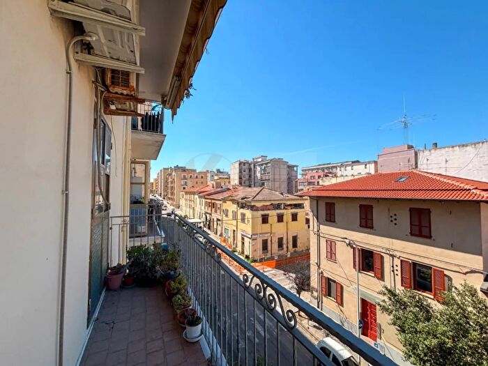 Appartamento con 6 locali in vendita in Via Principessa Maria, Sassari