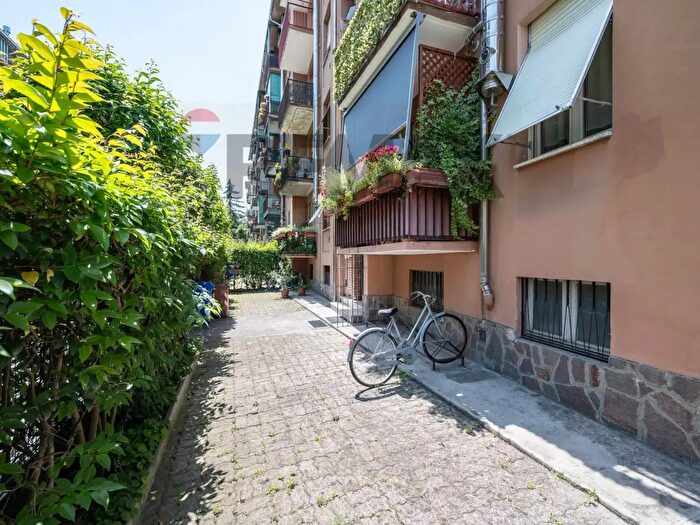 Appartamento trilocale in vendita in Viale Ildebrando Cocconi, Parma