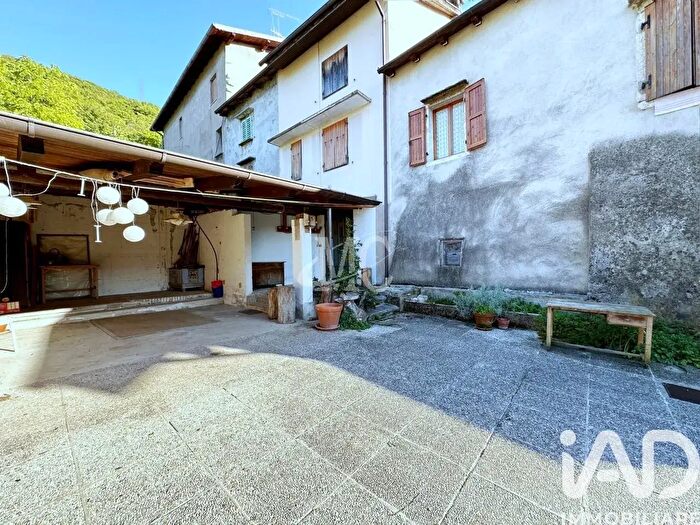 Casa con 7 locali in vendita in Via Xy, Rovereto