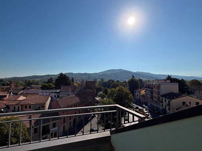 Casa quadrilocale in vendita in Rivanazzano, Rivanazzano Terme