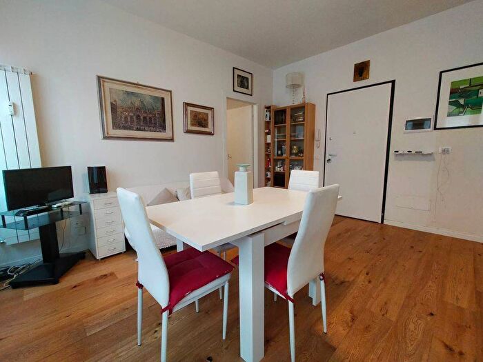 Appartamento bilocale in affitto in Via Giuseppe La Farina, Mazzini Oberdan, Firenze