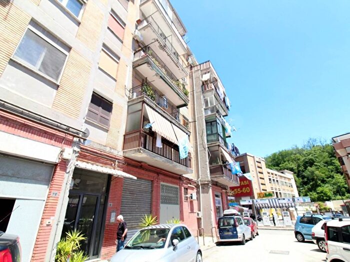 Appartamento bilocale in affitto in Via Santa Maria ai Monti, Ponti Rossi, Napoli
