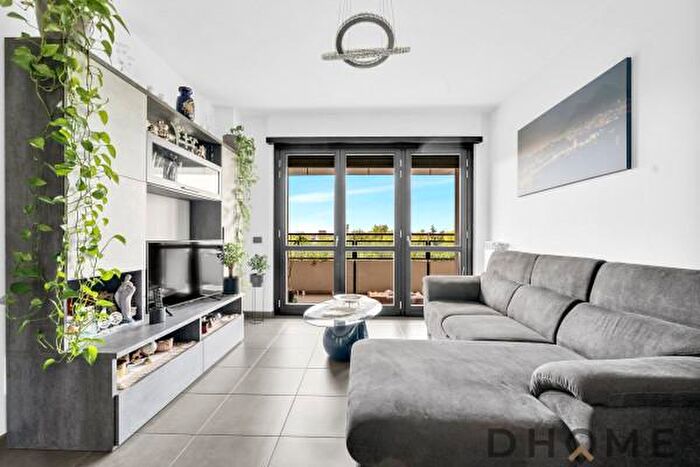 Appartamento trilocale in vendita in Via Martiri delle Foibe, Sesto San Giovanni