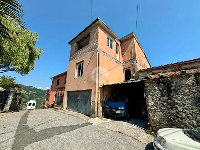 Appartamento con 5 locali in vendita in Località Crova, Moneglia