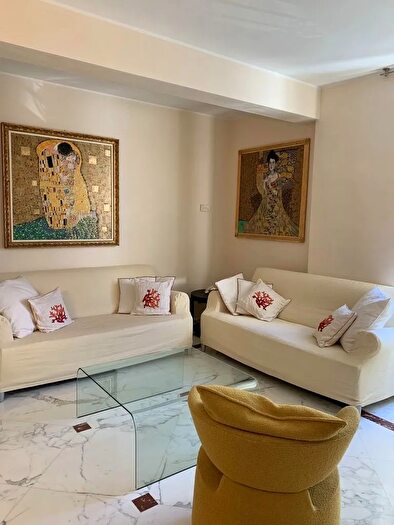 Appartamento trilocale in affitto in Via Ammiraglio Morin a, Forte Dei Marmi