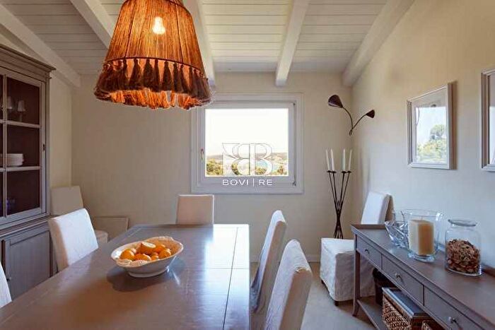 Casa quadrilocale in vendita in Via del Germano Reale ArzachenaPorto Cervo, Arzachena