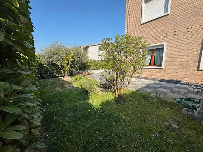 Appartamento bilocale in vendita in Via Pioghella, Fiesso DArtico