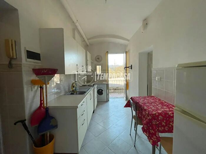 Appartamento bilocale in vendita in Via Siri, Ovada