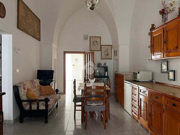 Casa trilocale in vendita in Via Santa Maria in Campitelli, Grottaglie