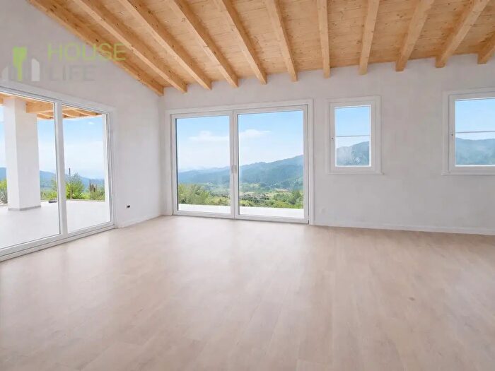 Casa con 5 locali in vendita in Via Soglio, Monte Di Malo
