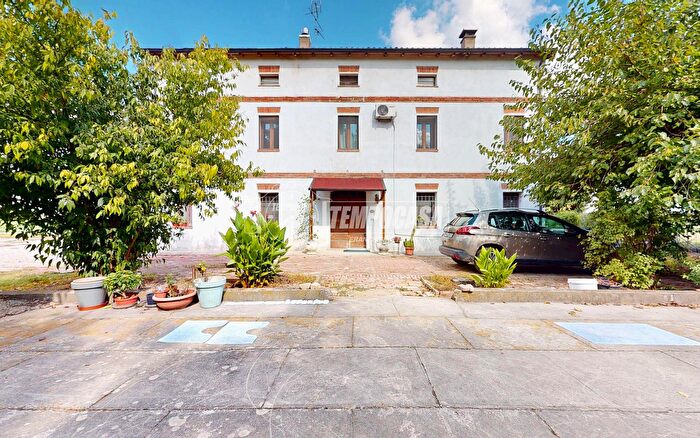 Appartamento trilocale in vendita in Via Morene a, Reggiolo