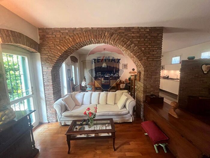 Casa con 5 locali in vendita in Via San Bernardino, Bergamo