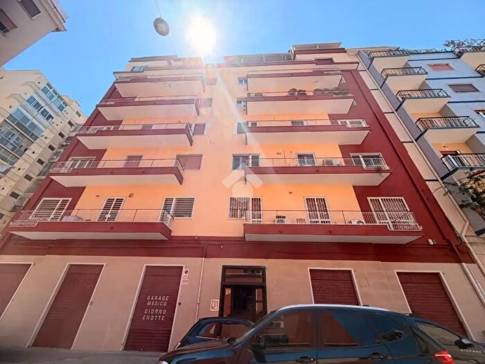 Appartamento bilocale in vendita in Via Menotti Bianchi, Bari