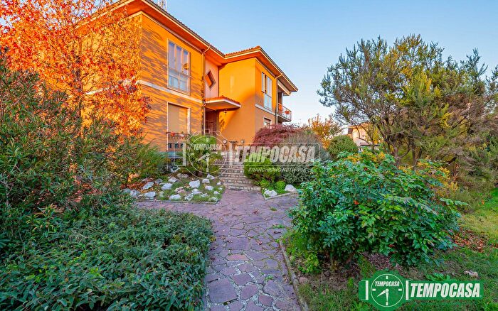 Appartamento trilocale in vendita in Via Giuseppe Verdi, Castiraga Vidardo