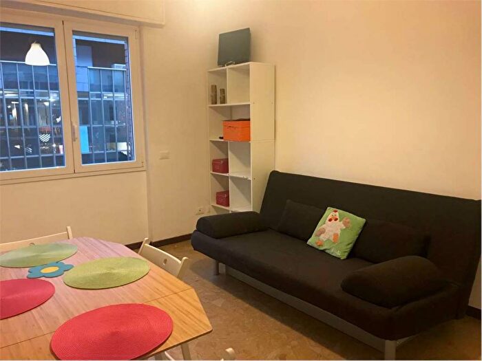 Appartamento bilocale in affitto in Via Melzo, Porta Venezia, Milano