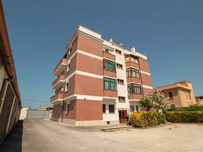 Appartamento trilocale in vendita in Via della Pesca, Fiumicino