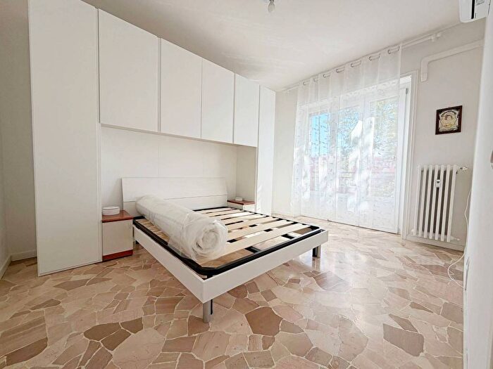 Appartamento bilocale in affitto in Viale Certosa, Certosa, Milano