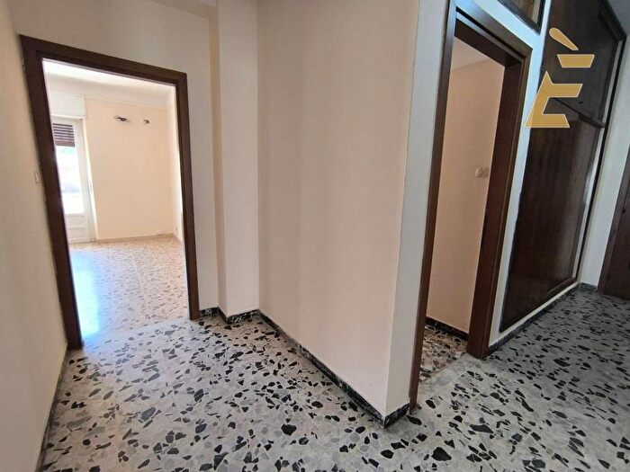 Appartamento con 5 locali in affitto in Via Arrigo Solmi, Monte Urpinu, Cagliari