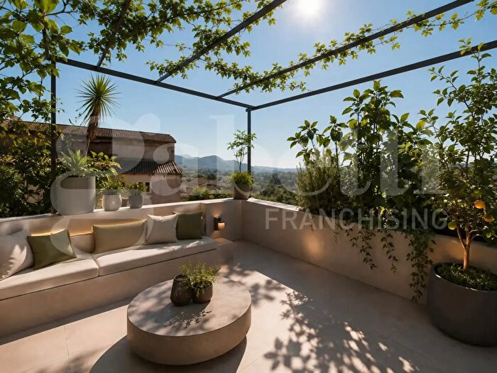 Casa con 6 locali in vendita in Calata San Pietro Snc, Teano