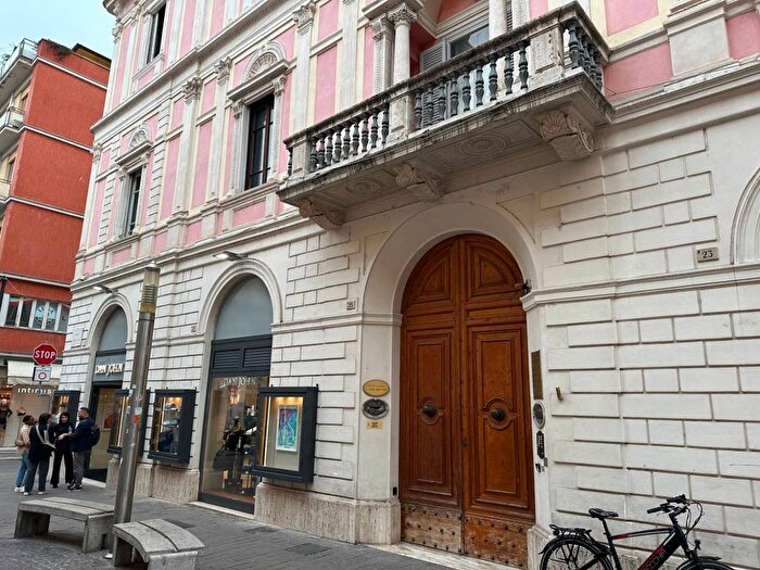 Appartamento trilocale in affitto in Corso Cornelio Tacito, Centro Storico, Terni