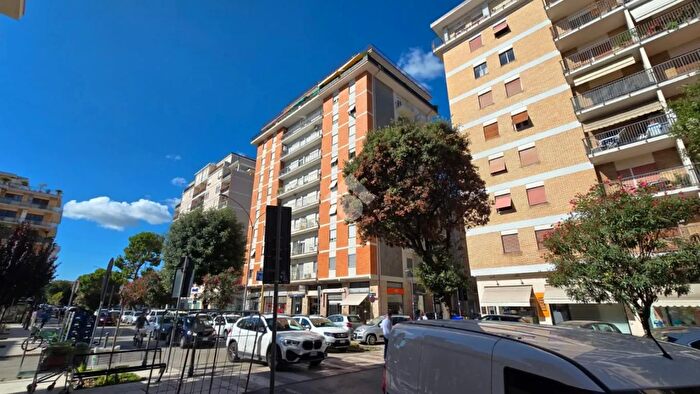 Appartamento quadrilocale in affitto in Viale De Gasperi, San Benedetto Del Tronto