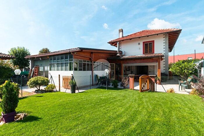 Casa con 5 locali in vendita in Str Rotta Palmero, Beinasco