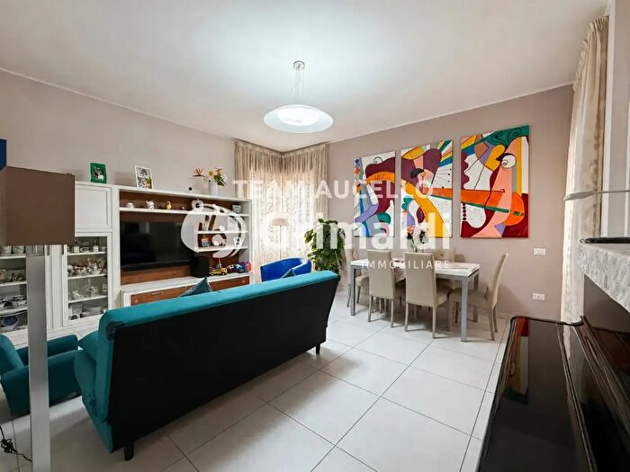 Appartamento trilocale in vendita in Corso Vittorio Emanuele, Montecorvino Rovella