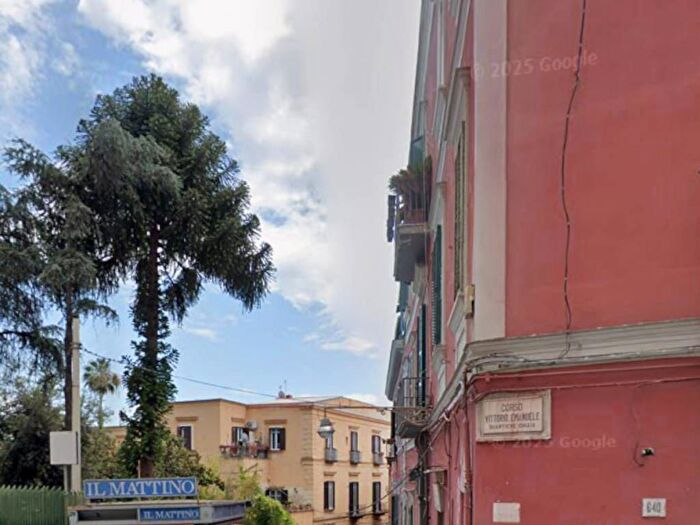 Appartamento con 5 locali in affitto in Via Arco Mirelli, Piazza Amedeo Parco Margherita, Napoli