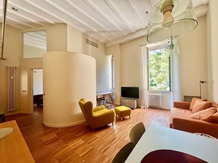 Appartamento trilocale in affitto in Via Francesco Petrarca, Vincenzo Monti, Milano