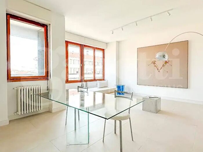 Appartamento trilocale in vendita in Viale Monza, Milano