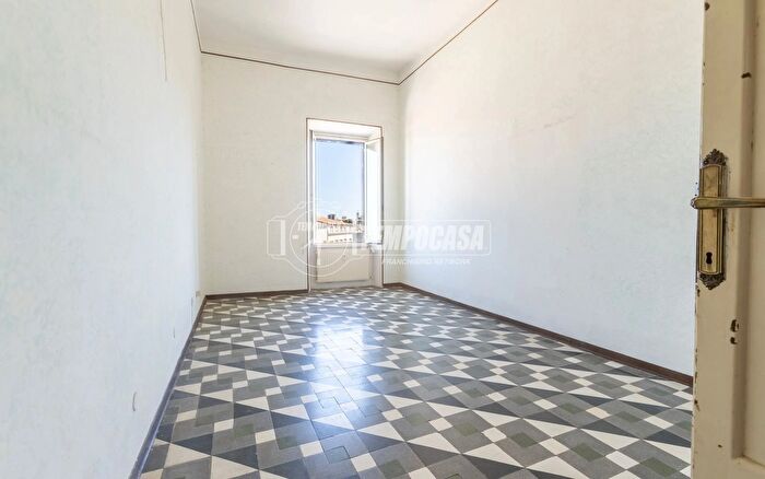 Appartamento quadrilocale in vendita in Via Castello Almadiano, Viterbo