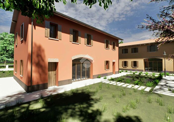 Casa quadrilocale in vendita in Stradello Opera Pia Bianchi, Modena