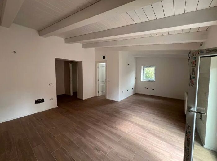 Appartamento trilocale in vendita in Cosenza