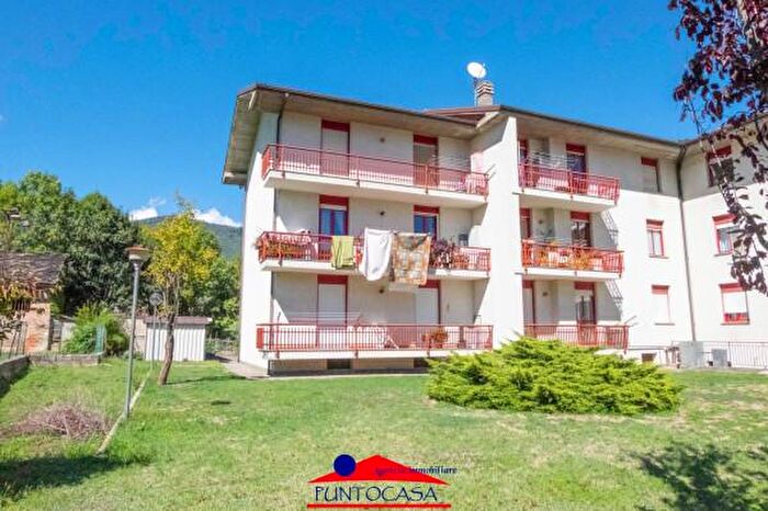 Appartamento quadrilocale in vendita in Via Roburent, Dronero