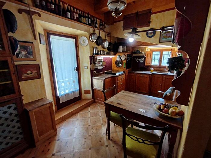 Appartamento con 5 locali in vendita in Barberino Tavarnelle