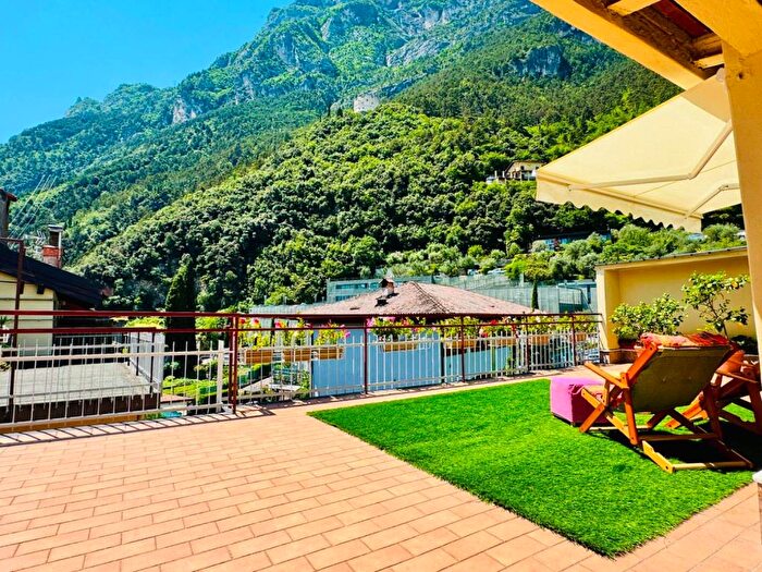 Casa con 5 locali in affitto in Via del Marocco, Centro, Riva del Garda