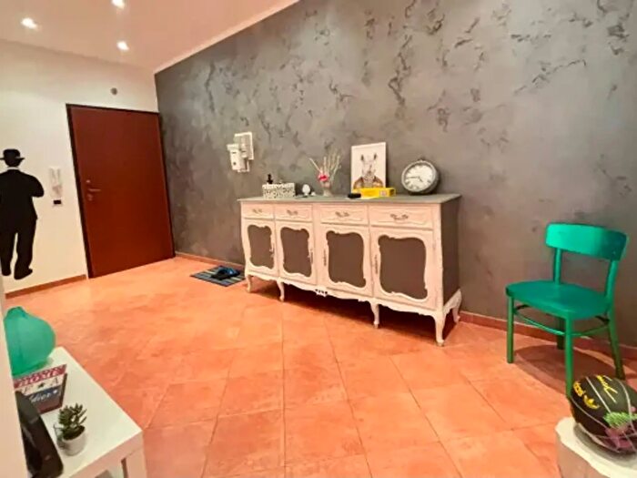 Appartamento trilocale in vendita in Via Gaetano Donizetti, Genova