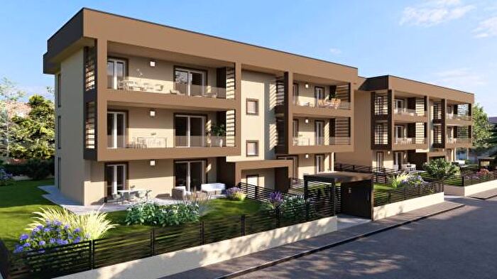 Appartamento quadrilocale in vendita in Via Dosso Pagano, Romano Di Lombardia