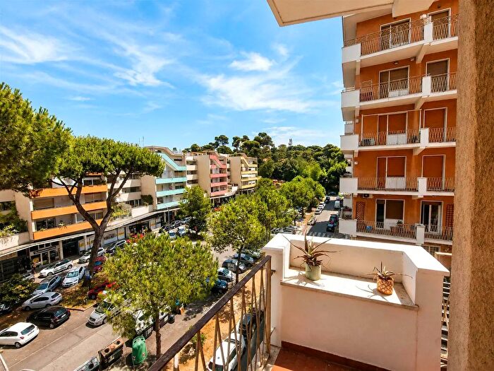 Appartamento con 5 locali in vendita in Piazzale delle Medaglie d'Oro, Roma