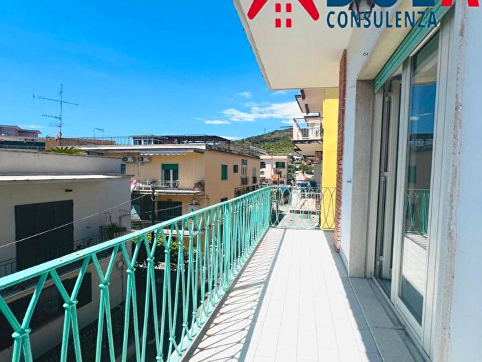 Appartamento trilocale in affitto in Via Monte Nuovo Licola Patria, Monterusciello, Pozzuoli