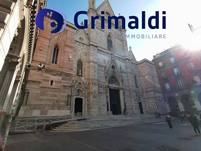 Appartamento trilocale in vendita in Napoli