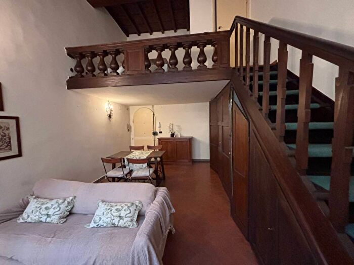 Appartamento monolocale in affitto in Ponte Vecchio Pitti, Firenze