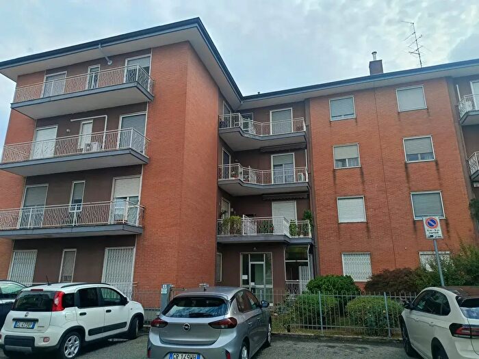 Appartamento trilocale in vendita in Via San Lorenzo, Casale Monferrato
